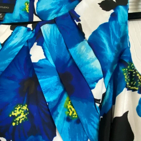 Sleeveless AB Studio Blue Floral Dress - Picture 15 of 16